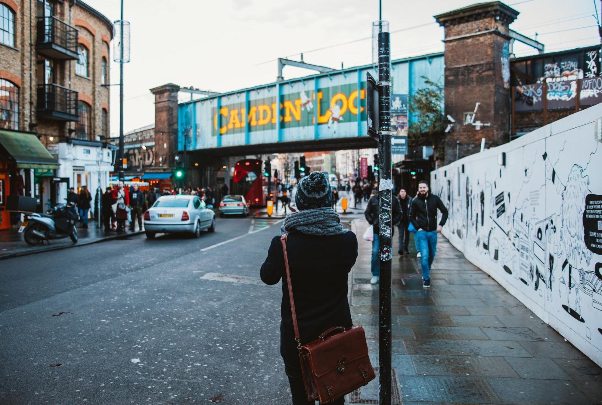 Luxury In Camden Town Near Shops, Cafes, Bars & Metro With Shared Bathrooms *