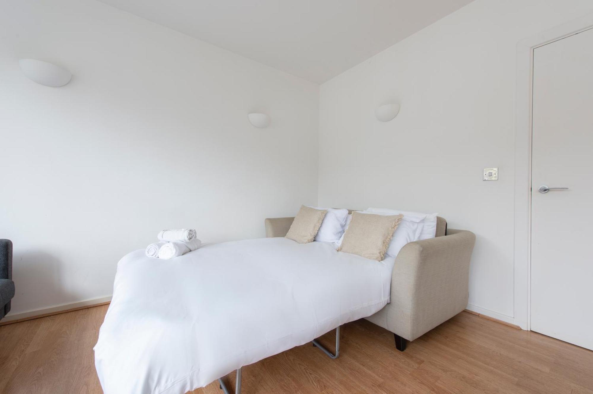 Modern Luxury By Bow Road Station * Londres