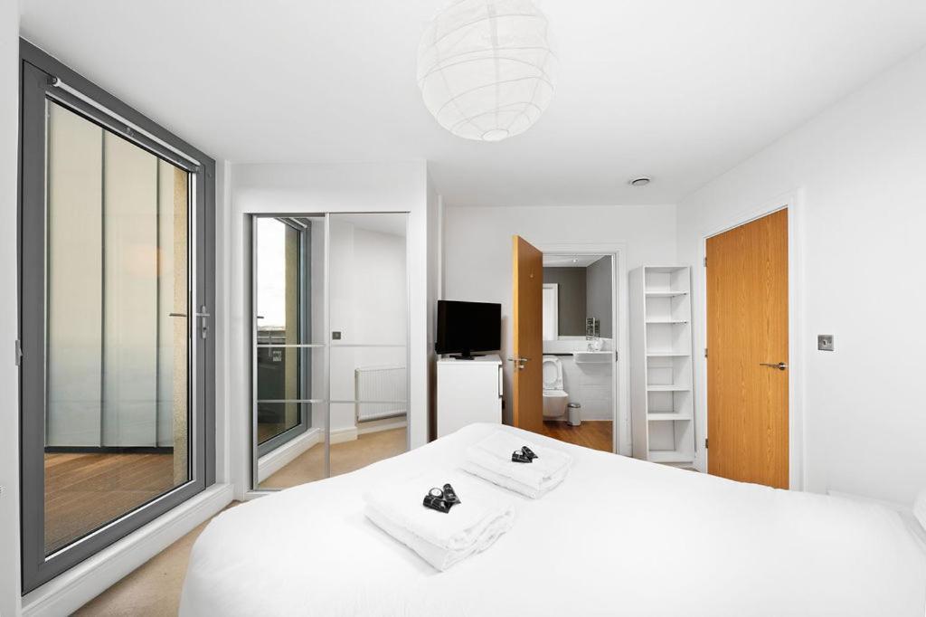 Apartamento Modern Serviced 3-bedroom Flat In East *