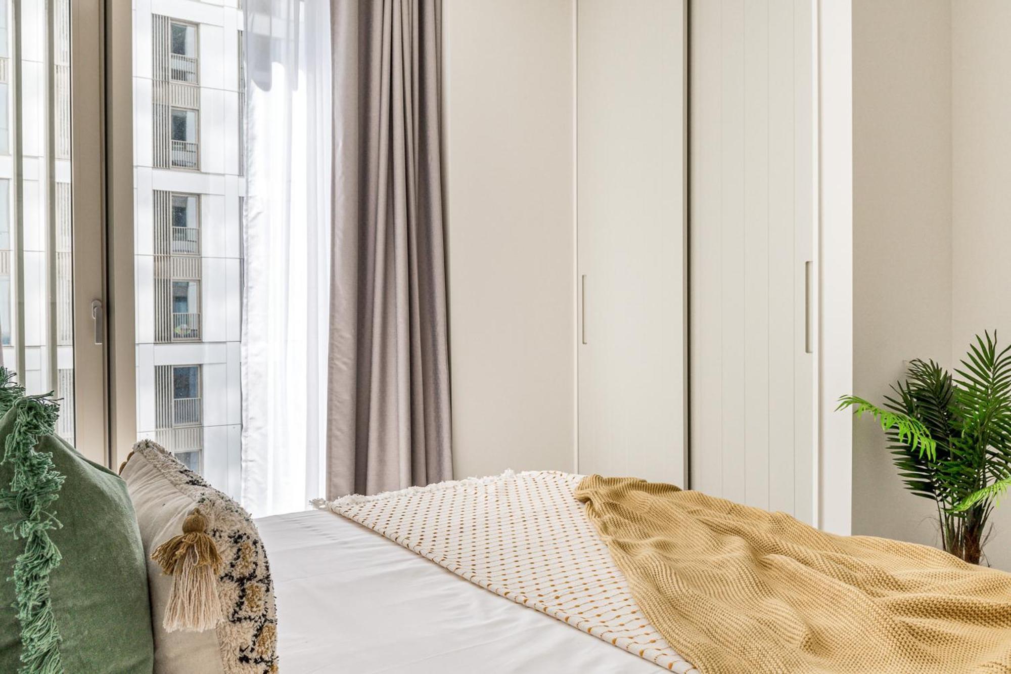 Urban Rest Stratford Apartment