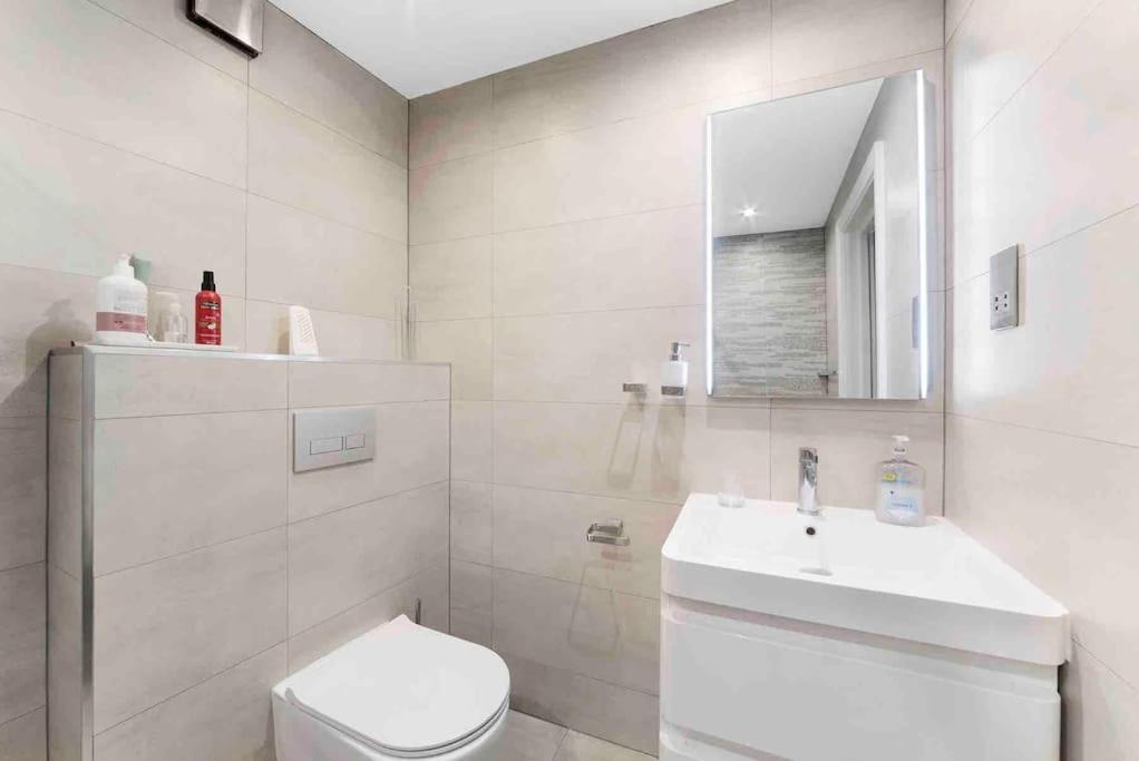 Stylish New Covent Garden Soho Studio Apart Apartamento Londres