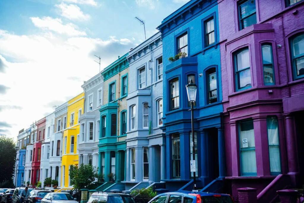 Large 2 Bed Acton Park Chiswick * London