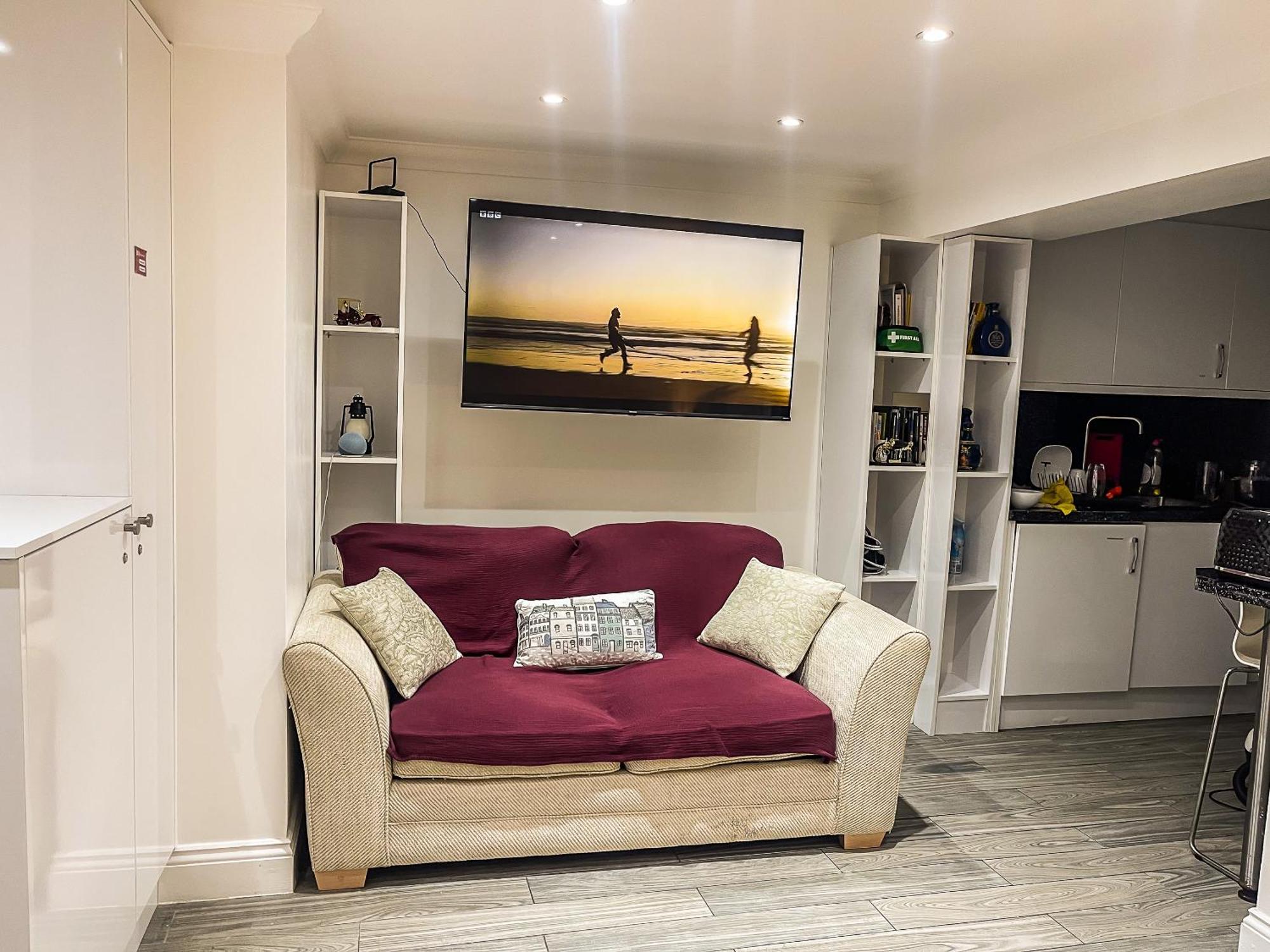 Apartment 1 Bedroom Flat With Whirlpool Bath