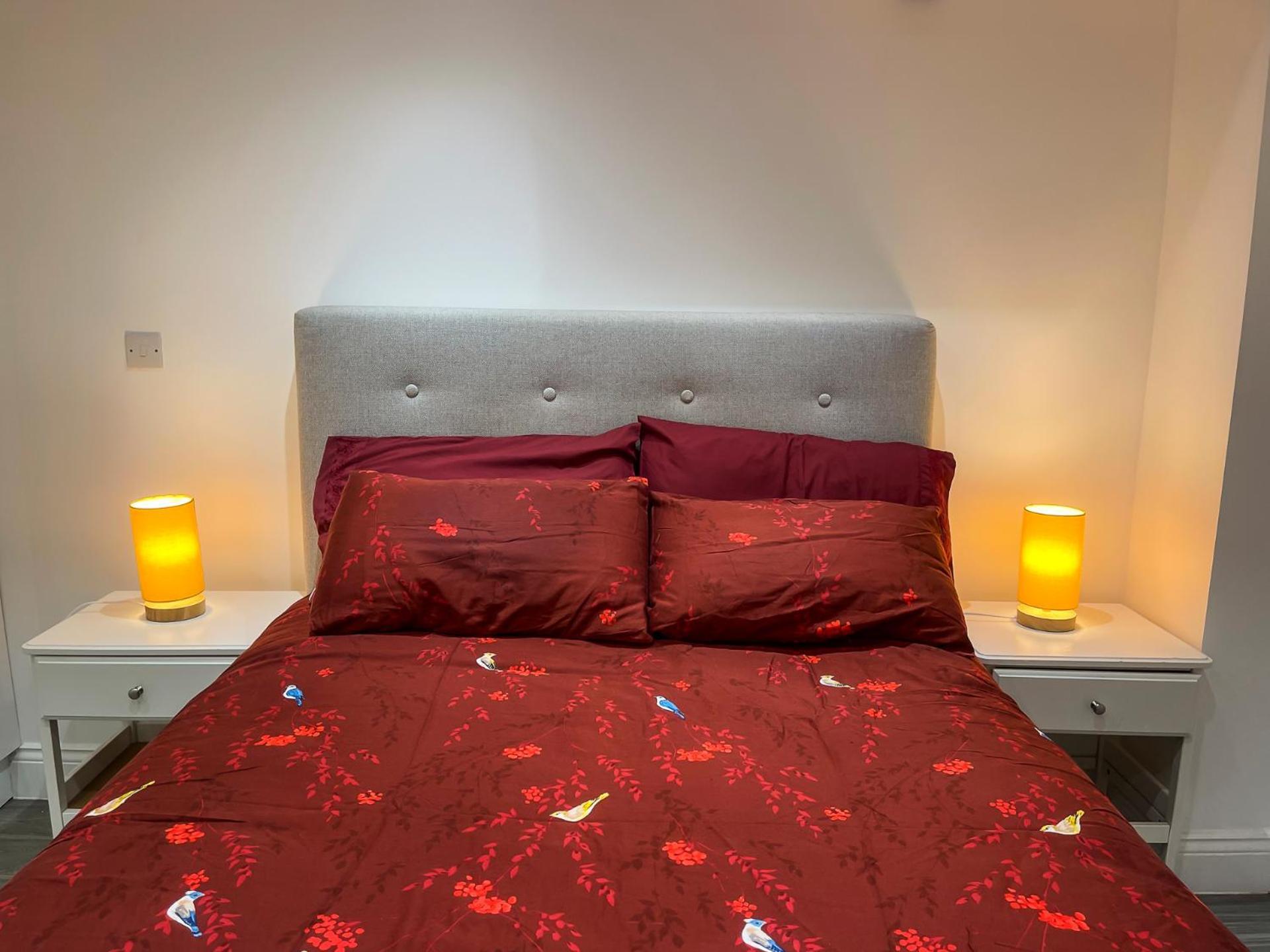 Apartment 1 Bedroom Flat With Whirlpool Bath