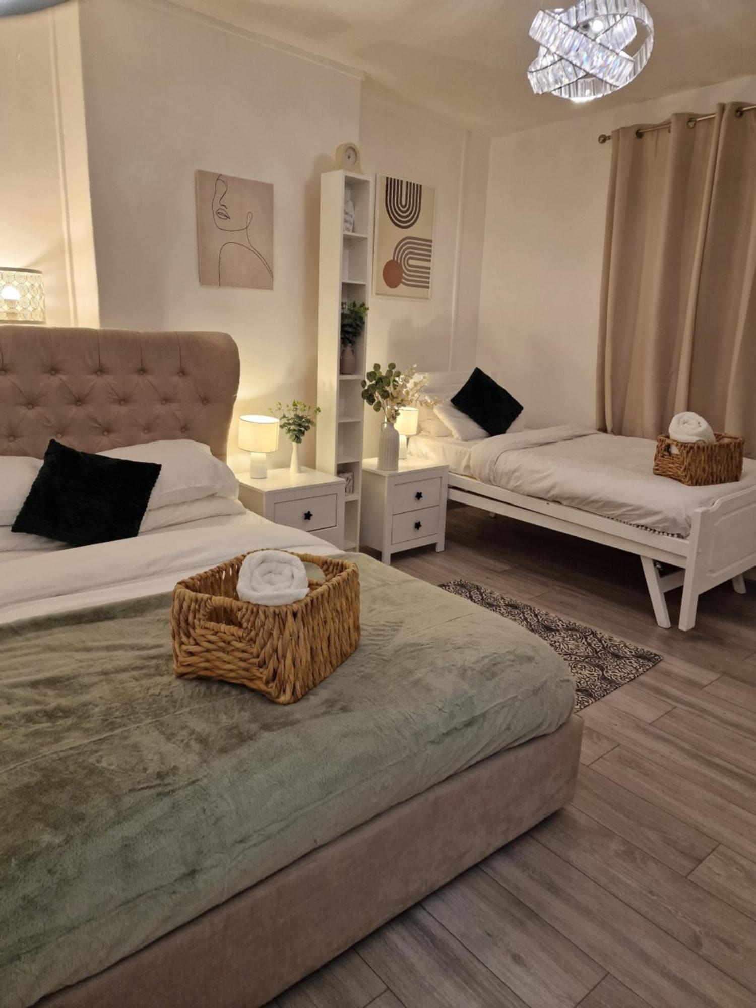 1 Bedroom Flat Apartment
