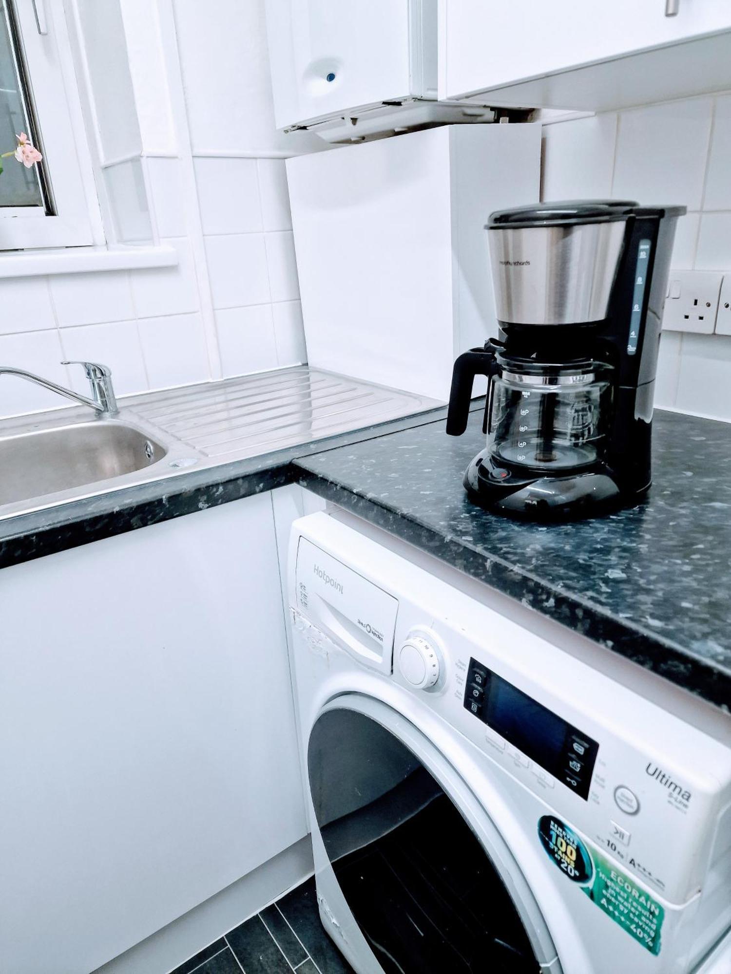 1 Bedroom Flat * Londres