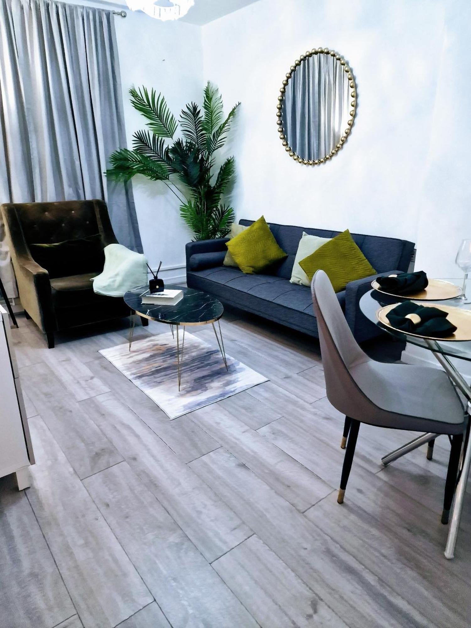 1 Bedroom Flat Apartment