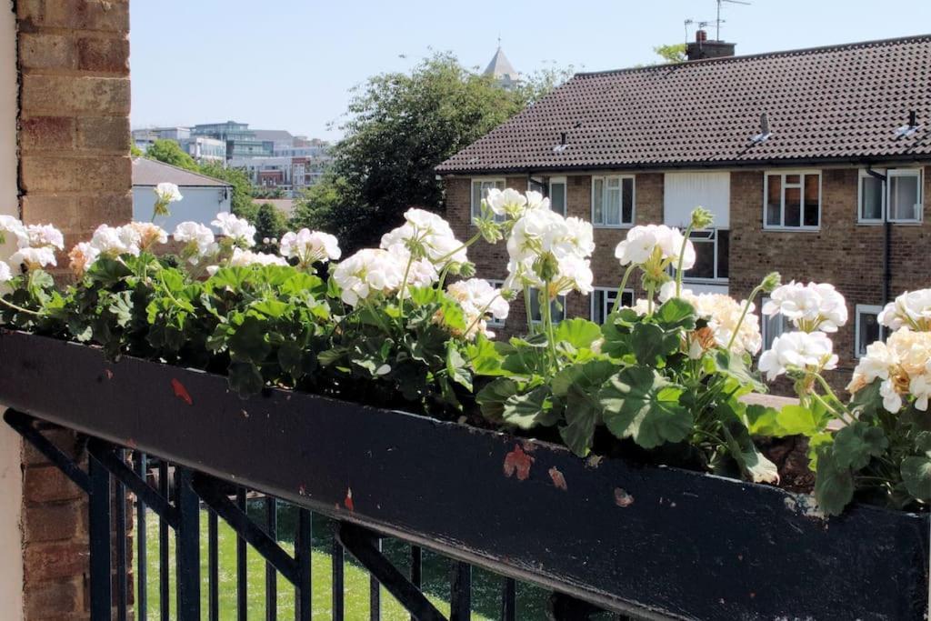 2 Bed Bright Flat In Fulham Apartamento *