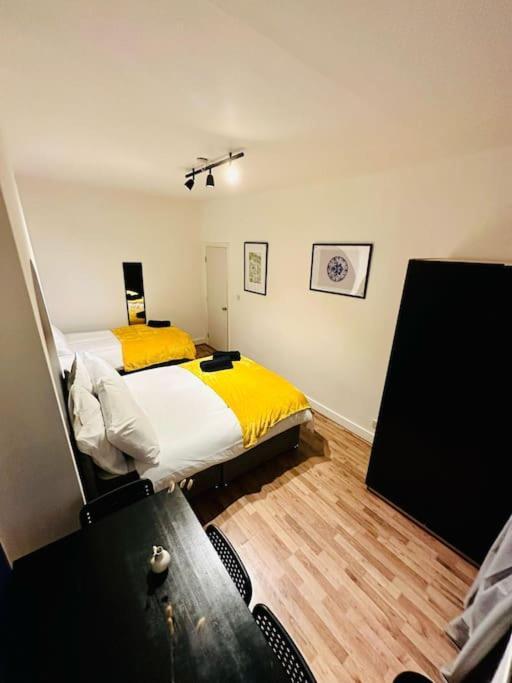 *super Central 20min To Big Ben* Apartment London