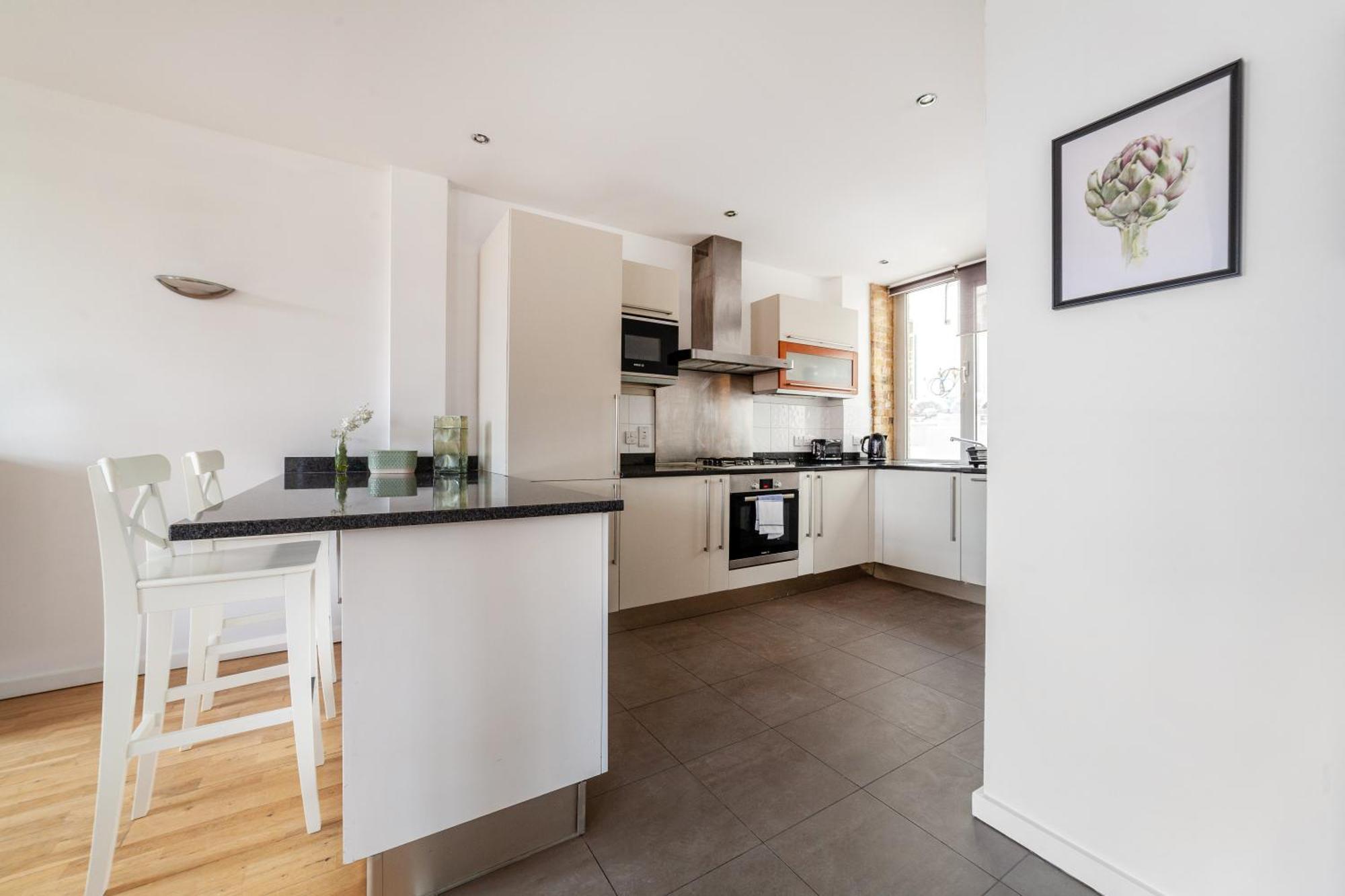 Apartment Elegance & Chic Design - 2-bedroom Haven London