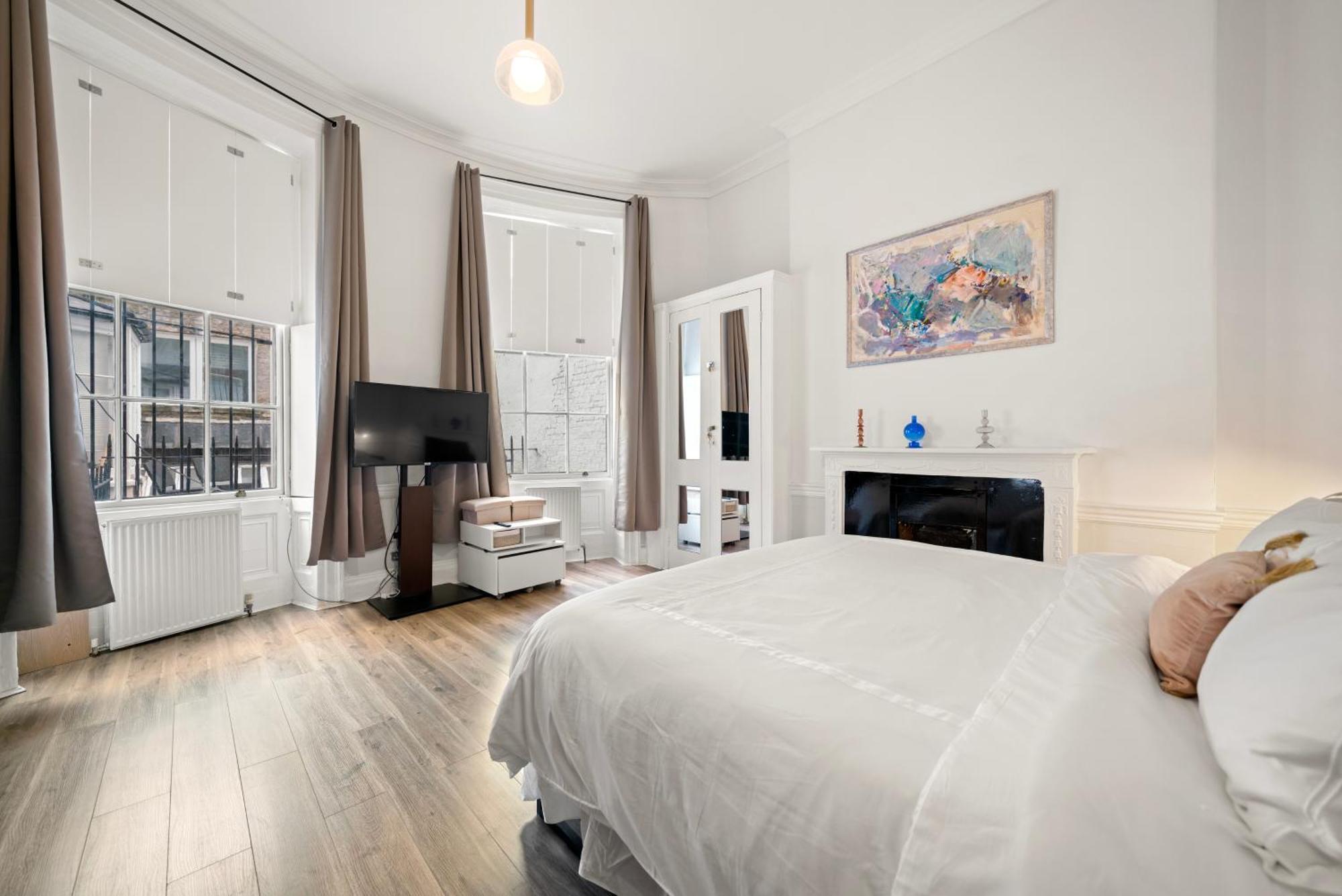 Central London Apartment * London
