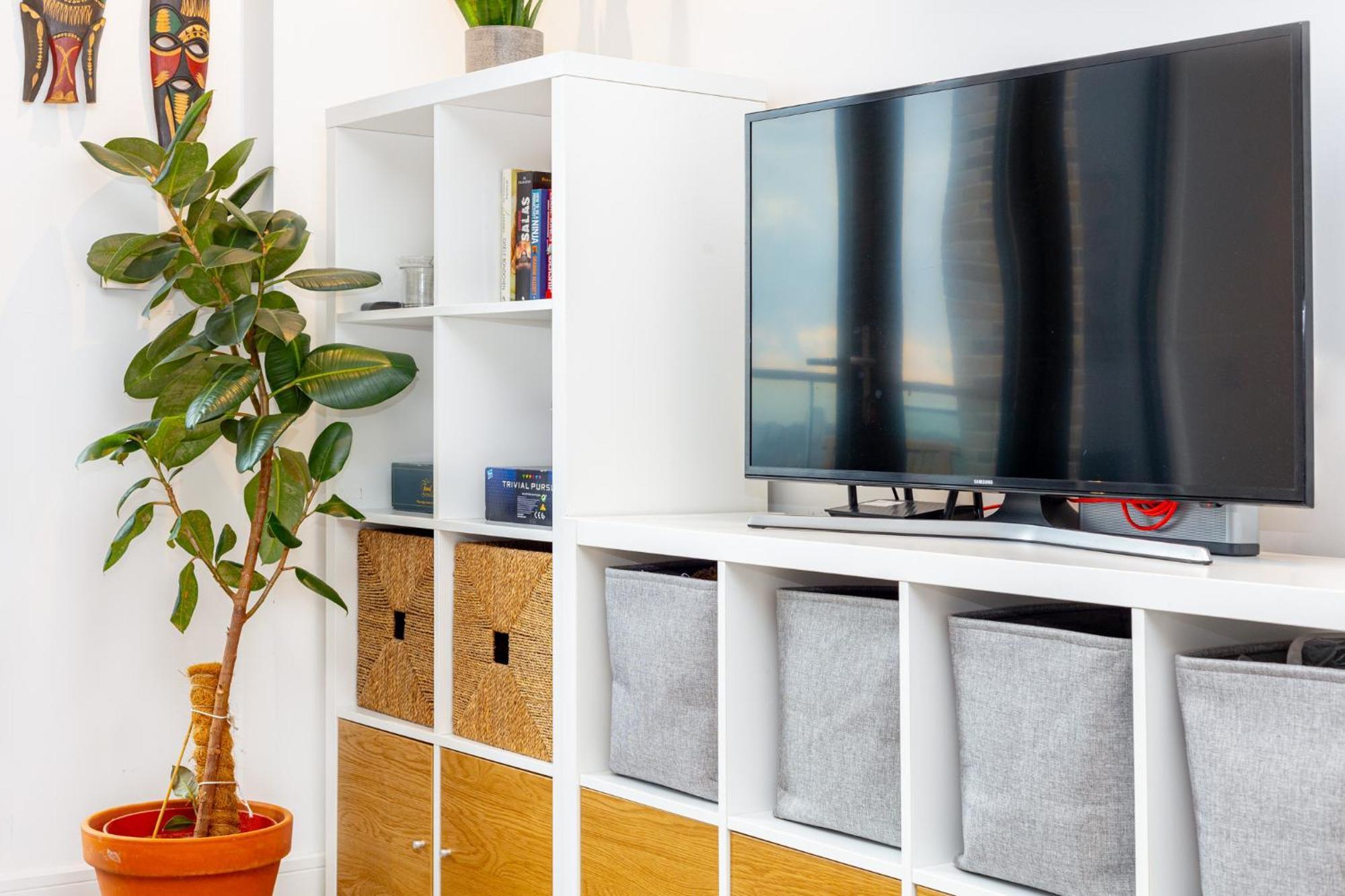 Apartment Modern New 2br Wviews & Balcony In Wandsworth