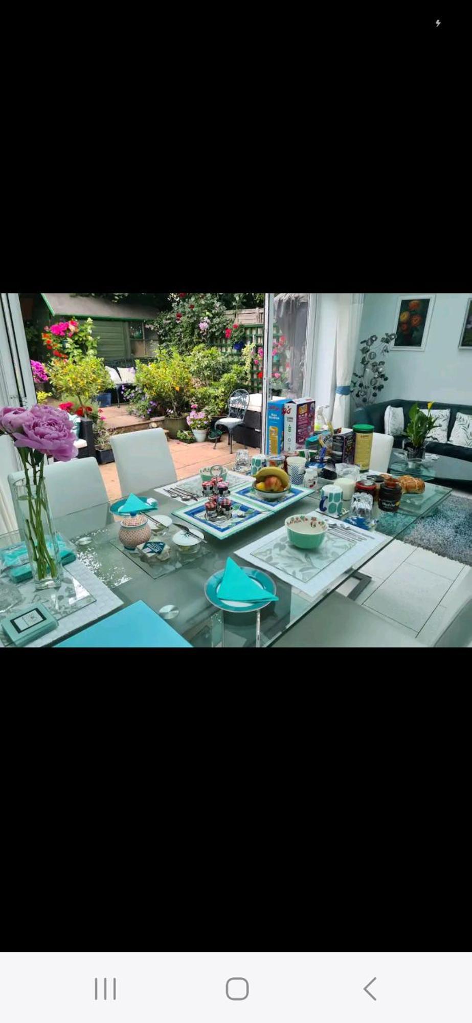 Homestay, Upmarket, Wimbledon & Southfields; Beside Tube; * London