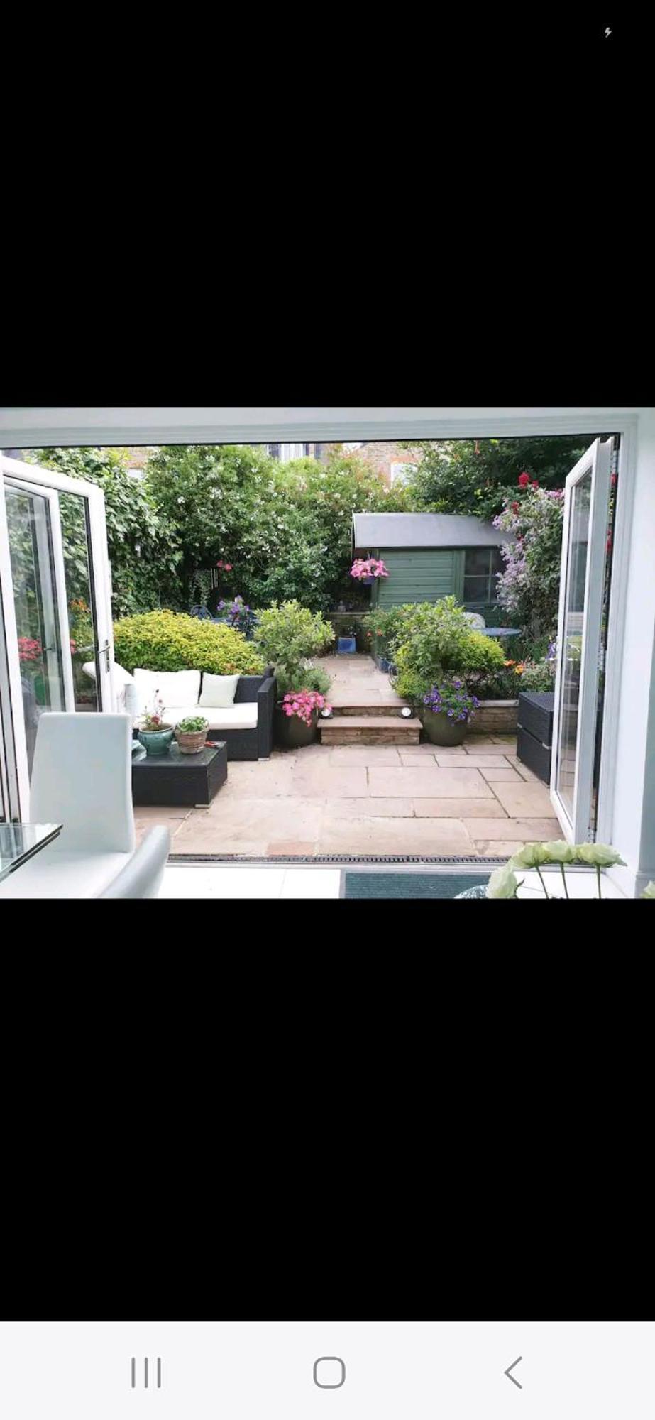 Homestay Homestay, Upmarket, Wimbledon & Southfields; Beside Tube; London