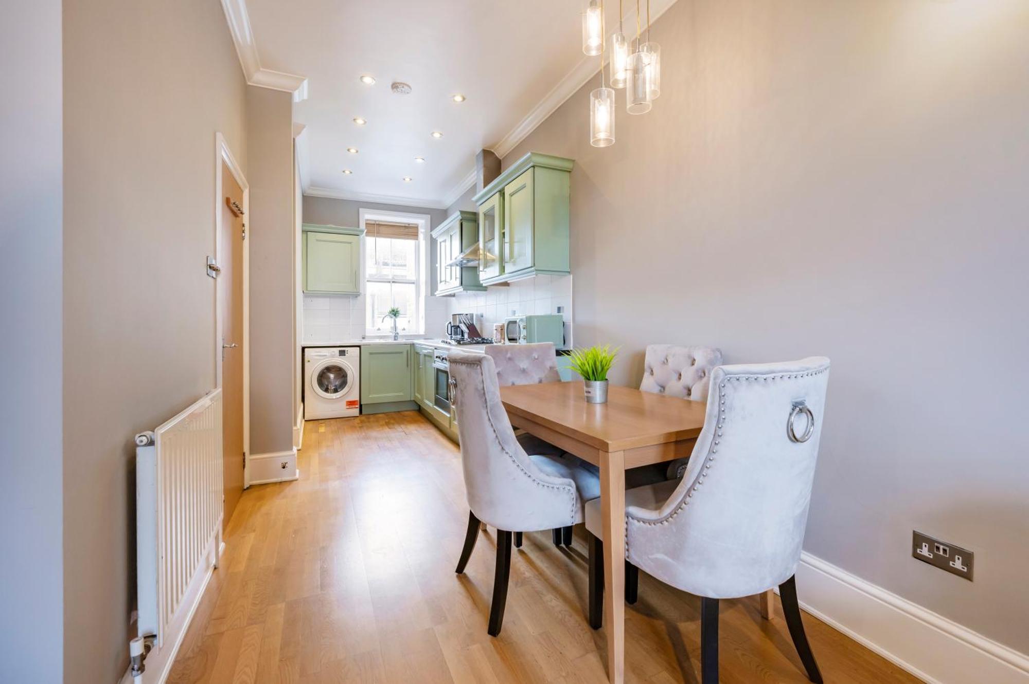 Apartamento Large 1 Bedroom In Center Of 3 *