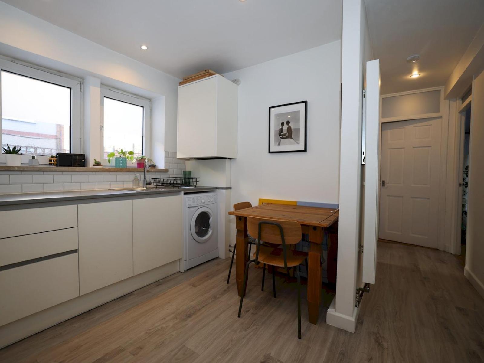Pass The Keys Charming 2 Bed * London