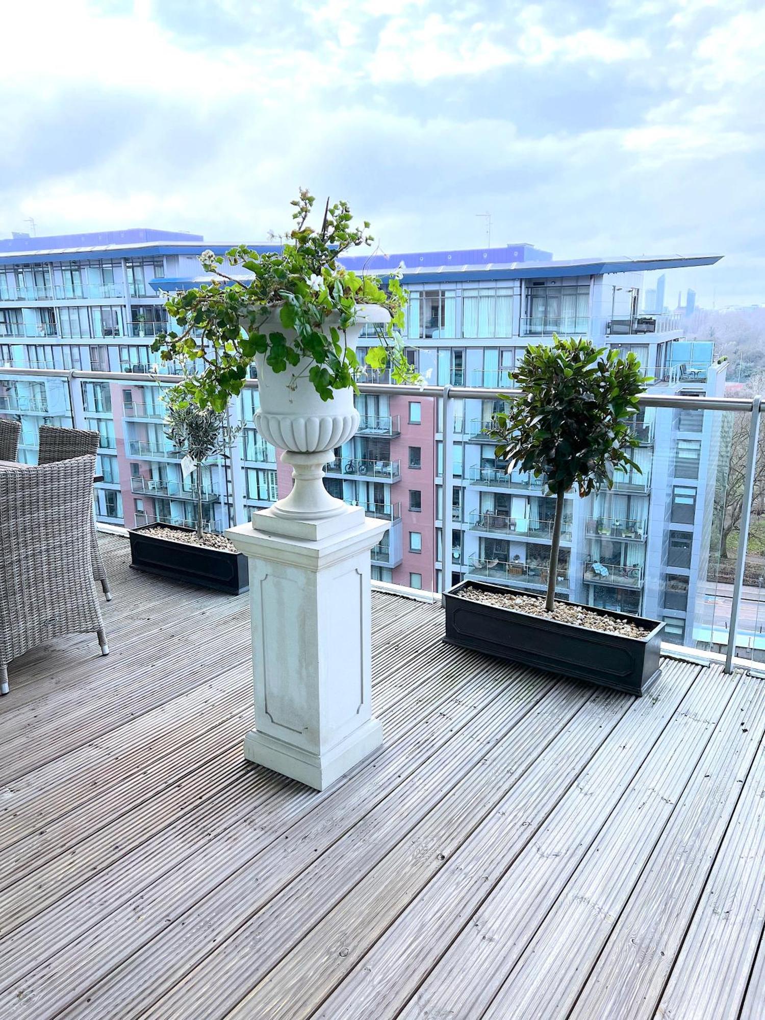 Cloud Nine - Luxe Apartment