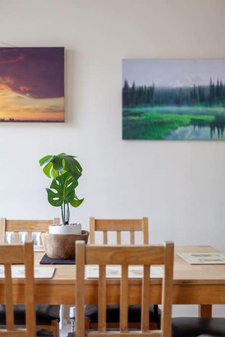 Spacious & 3-bed Flat By Popular Waterloo! Apartamento