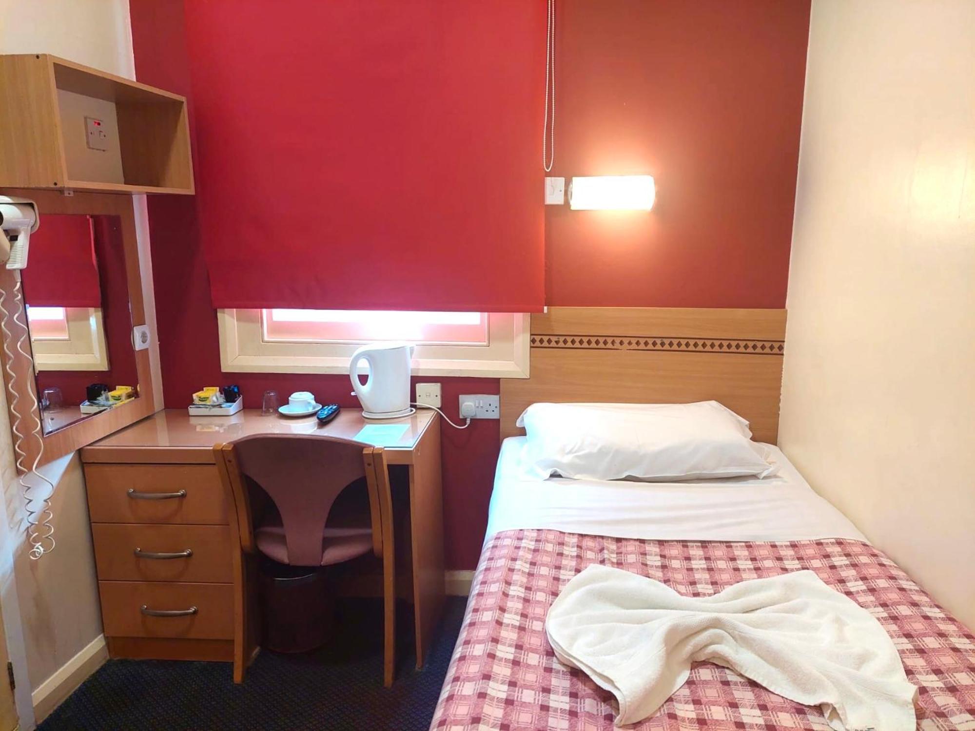 Guest house Carlton