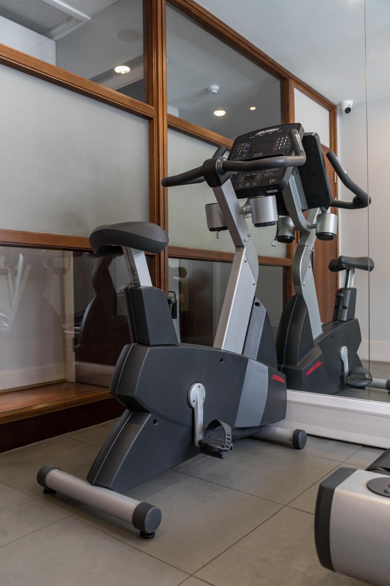 Hotel Western Mornington Hyde Park 4*