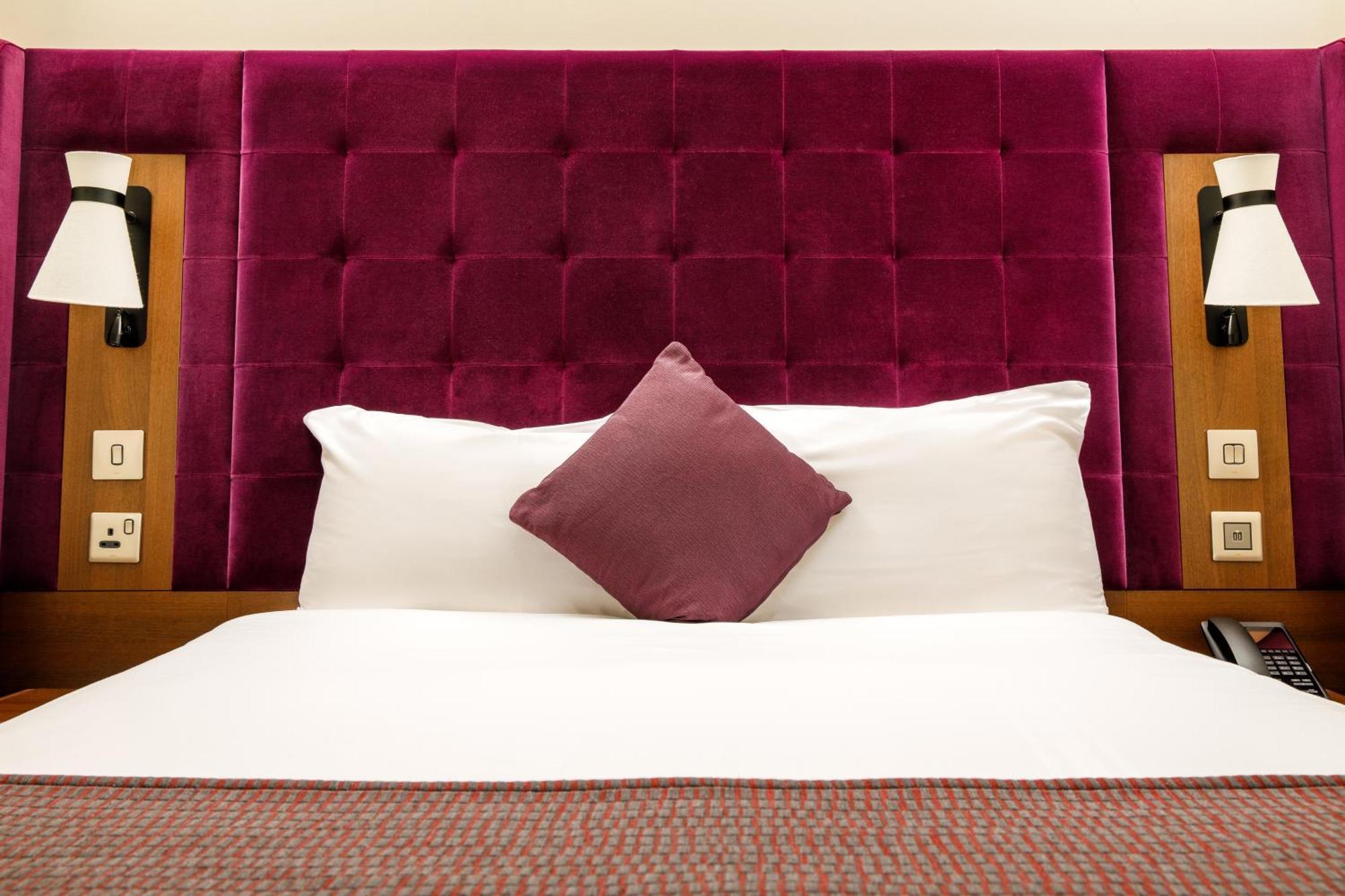 Mercure Bridge Hotel London