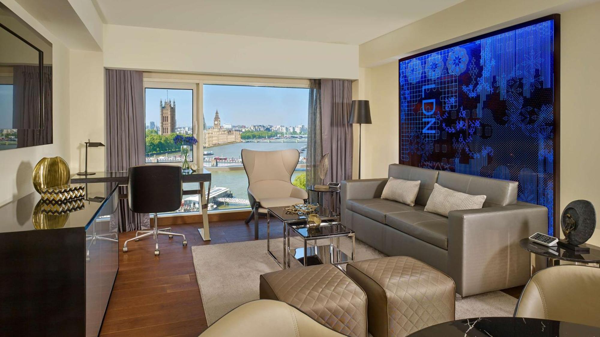 Hotel Park Plaza Riverbank