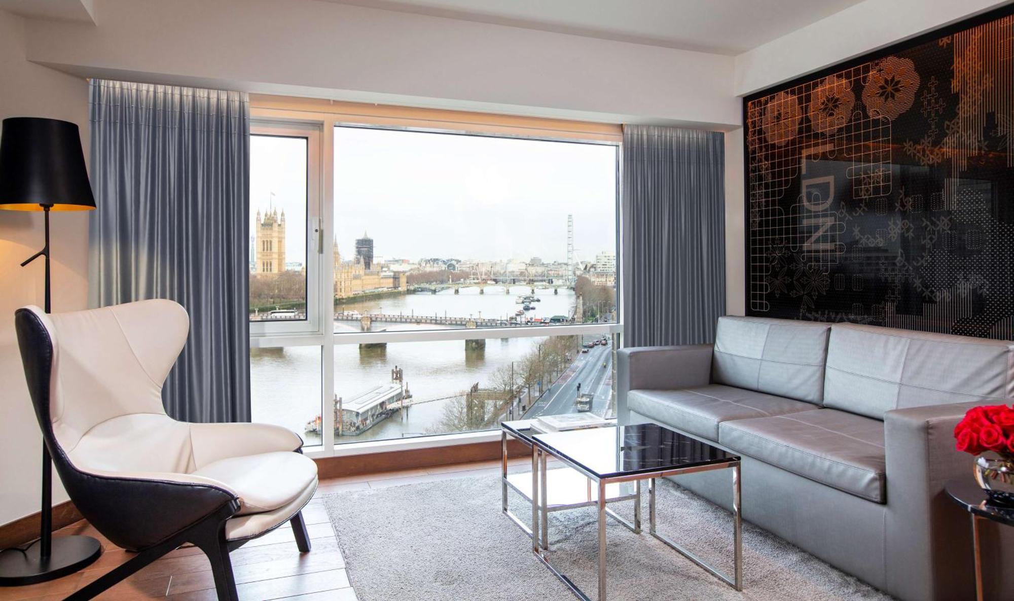 Park Plaza Riverbank Londres