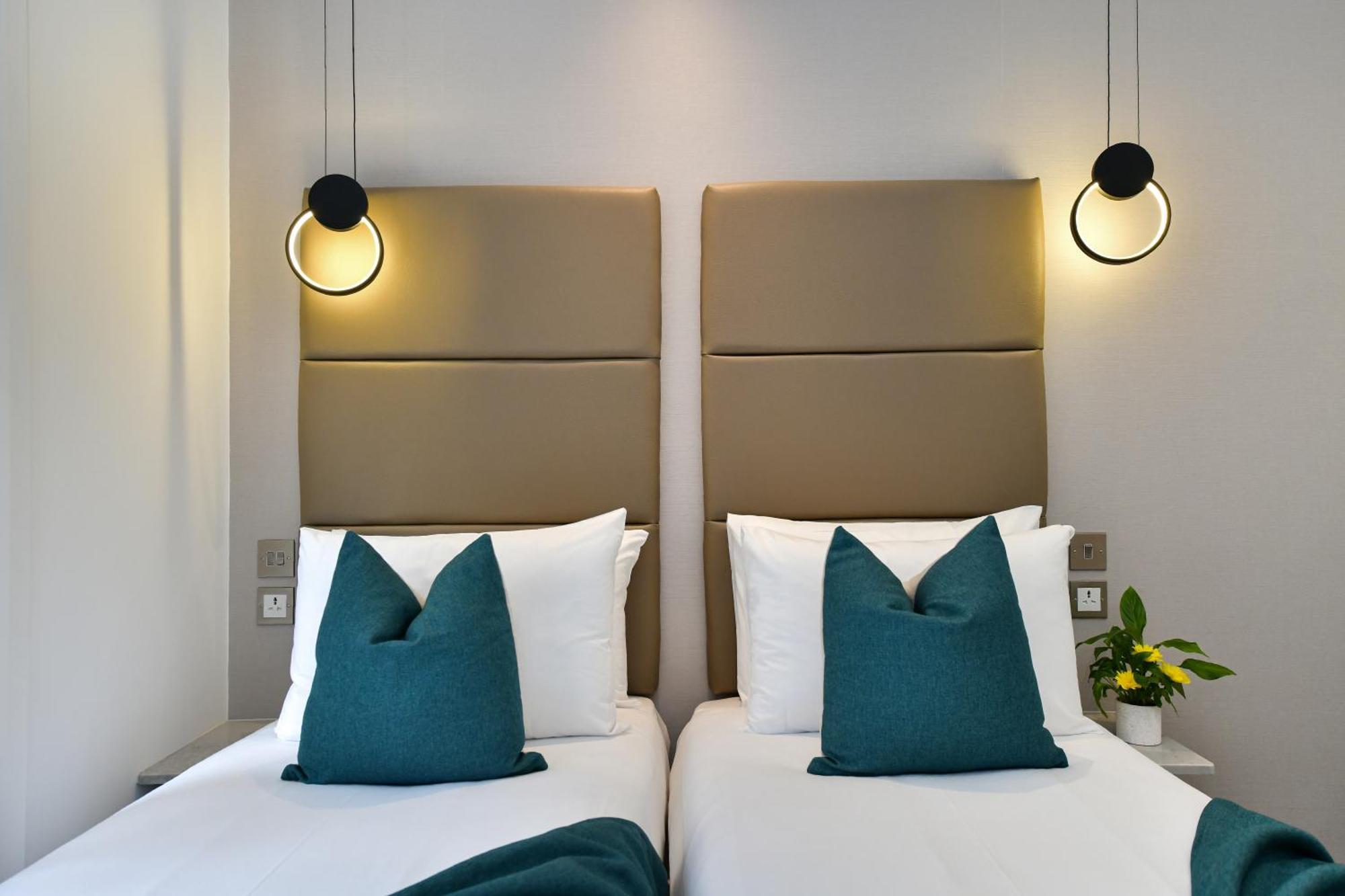 Hotel Queens Park 3*