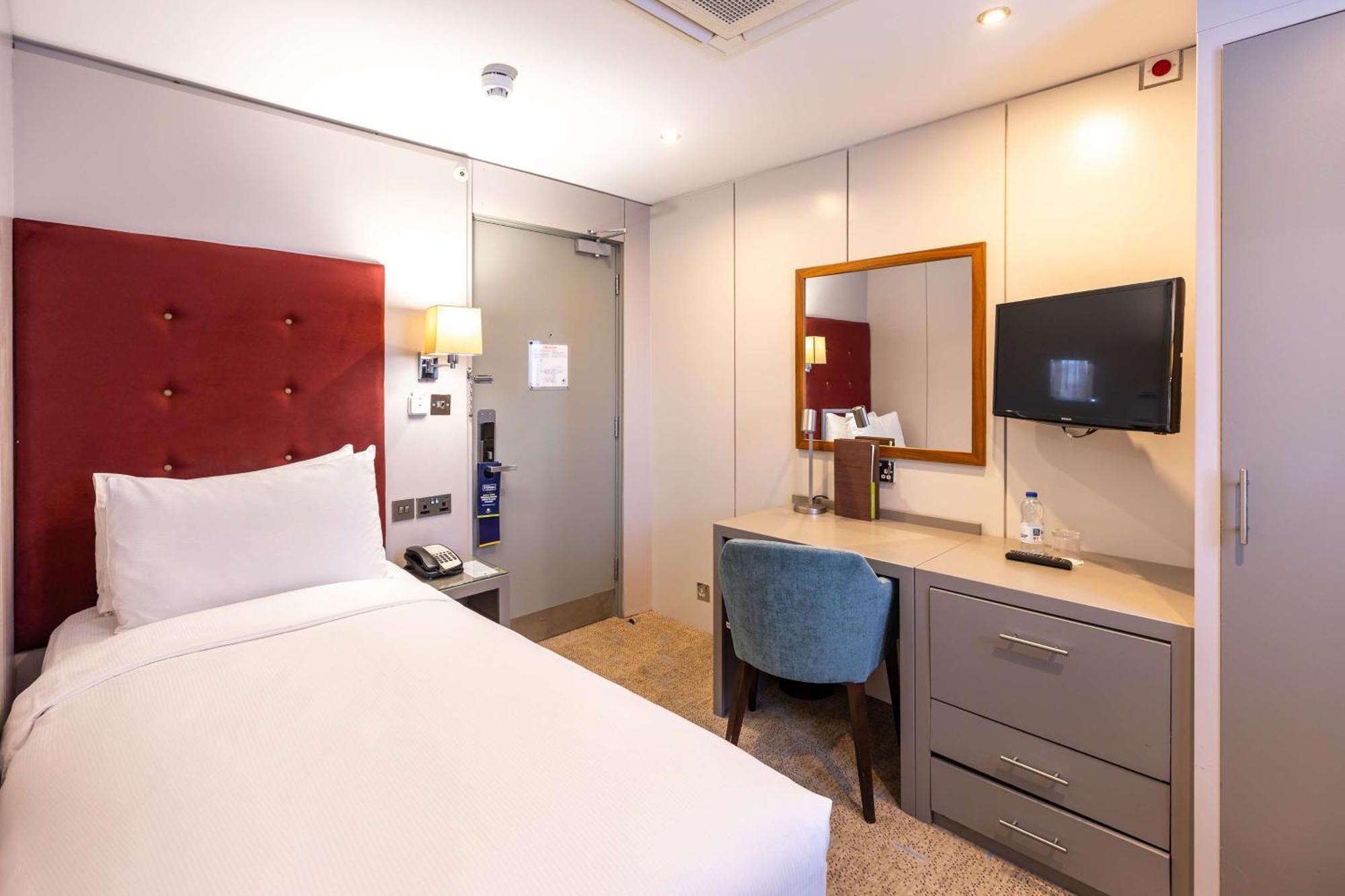 Doubletree By Hilton - West End 4*