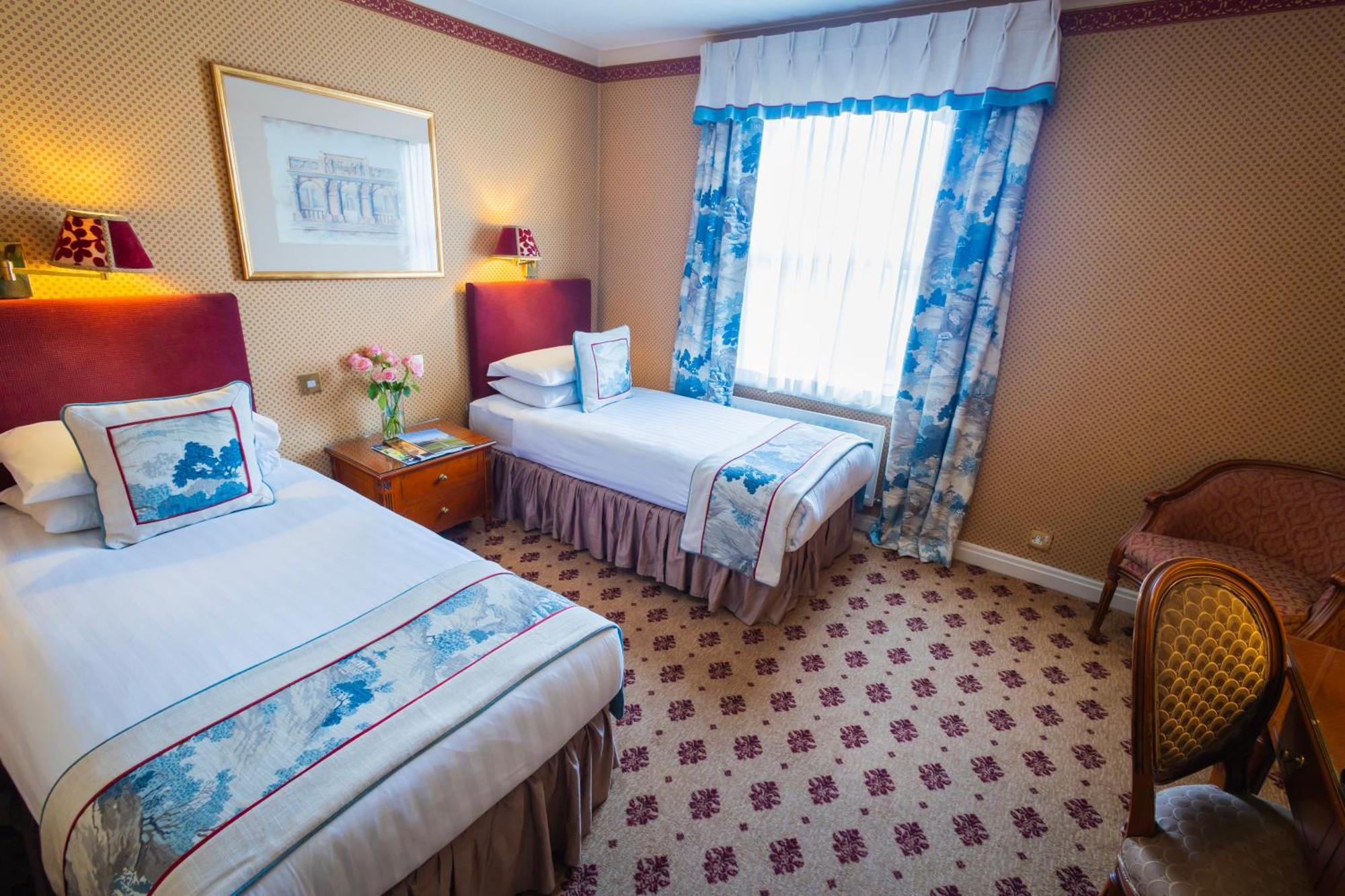 Hotel London Lodge Hotel 3*