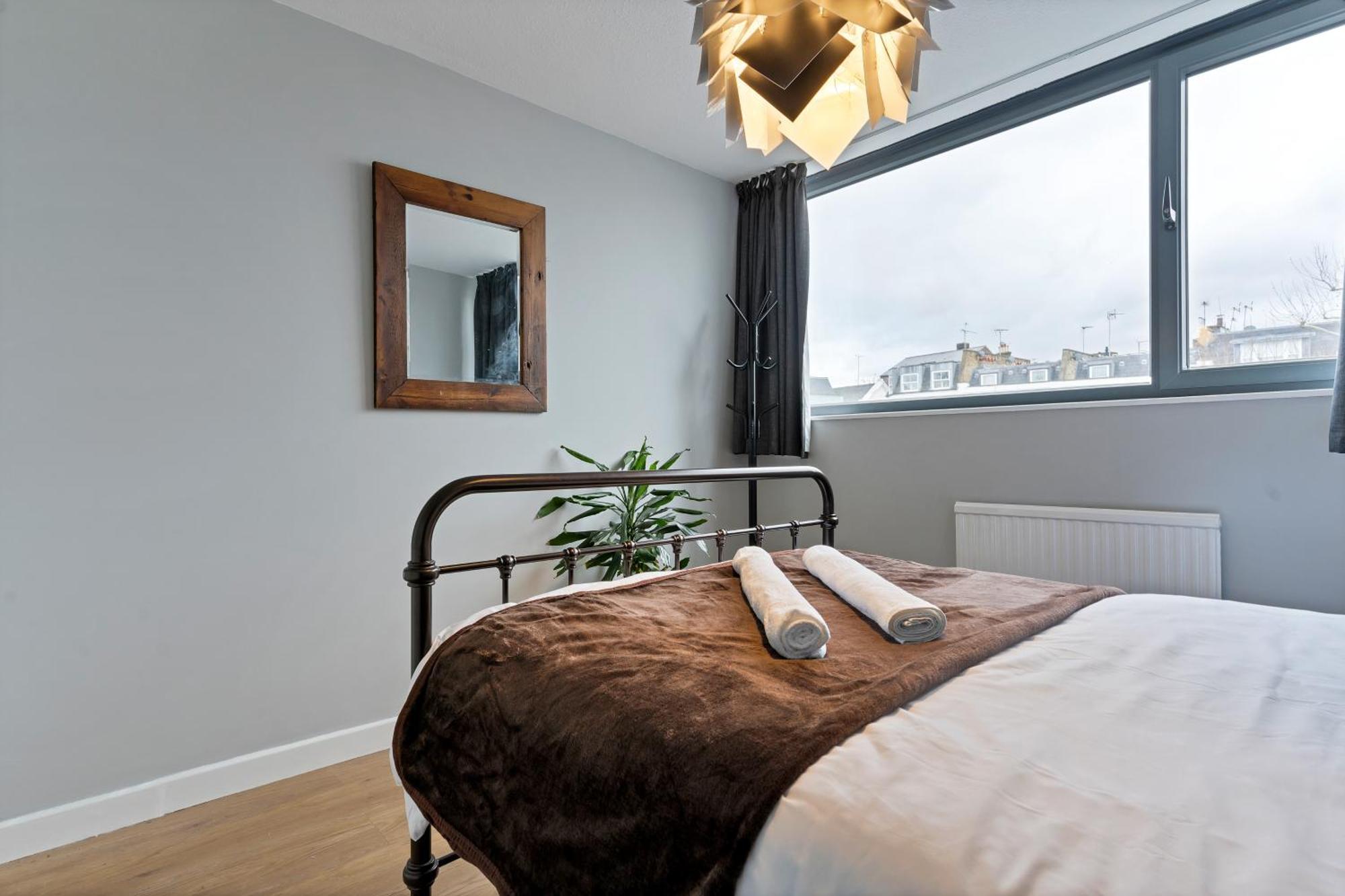 Kensington 3 Bedroom Flat Close2subway * London