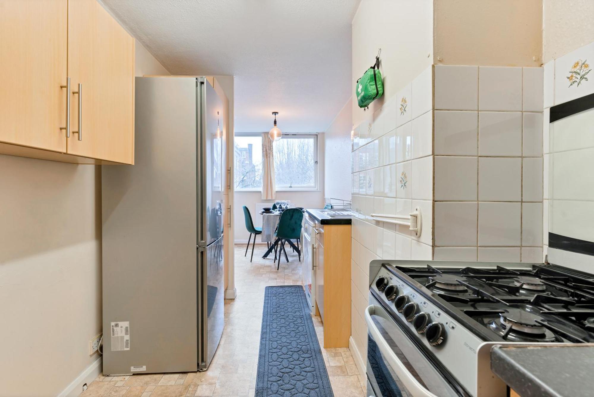 Kensington 3 Bedroom Flat Close2subway Apartment London