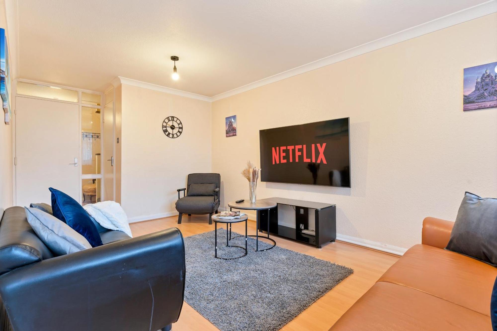 Kensington 3 Bedroom Flat Close2subway London