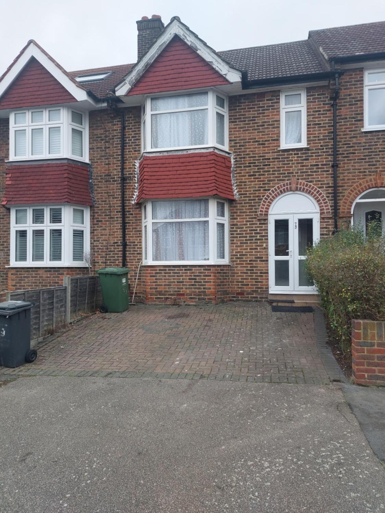 Catford Homely * London