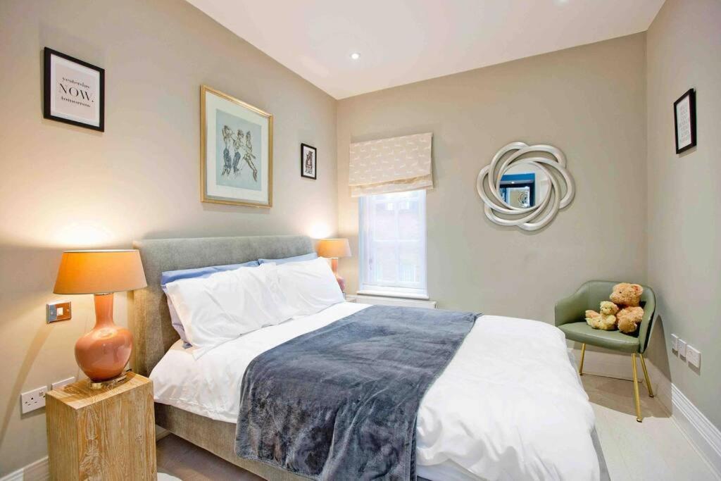3 Bedroom Modern Townhouse Holiday home London