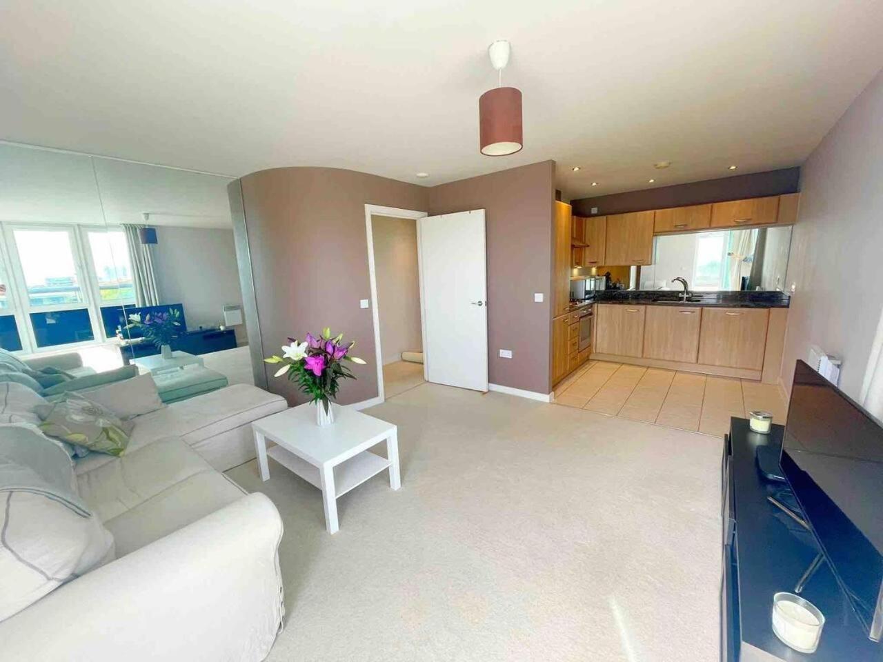 Captivating 1-bed In Apartment