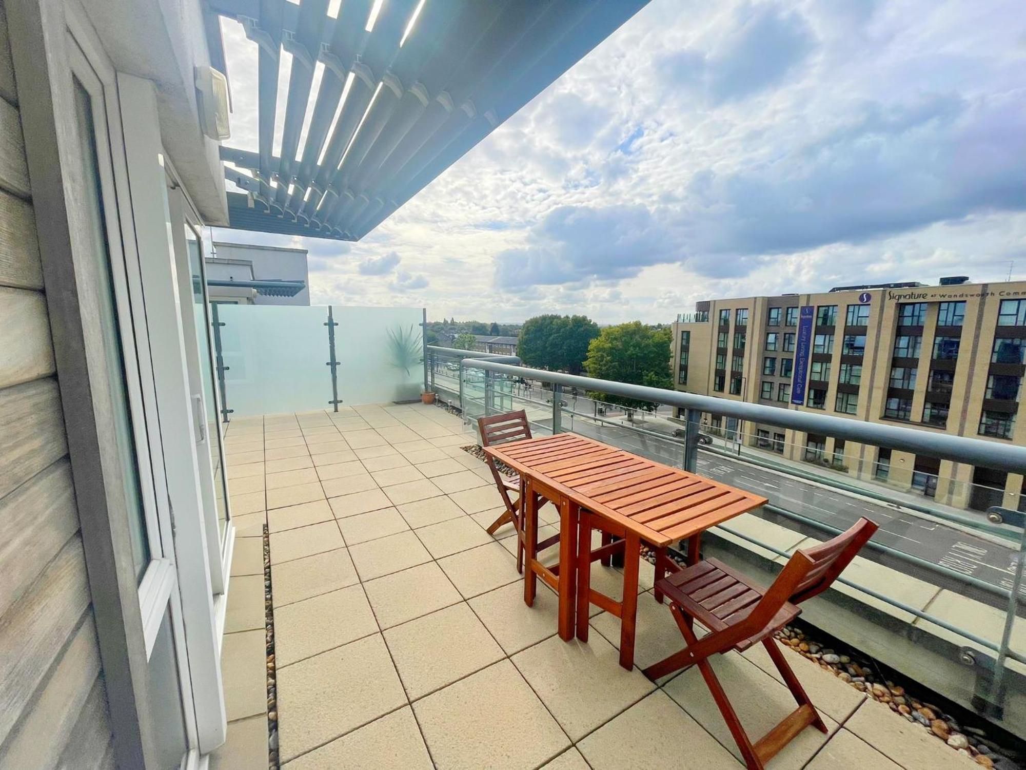 Apartment Captivating 1-bed In *