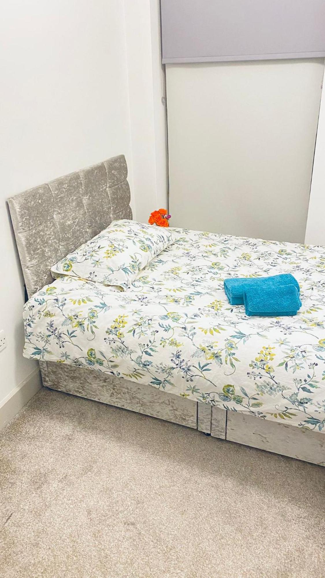 Shadwell - Walking Distance To Tower Bridge, Two Stations In Close Proximity Homestay
