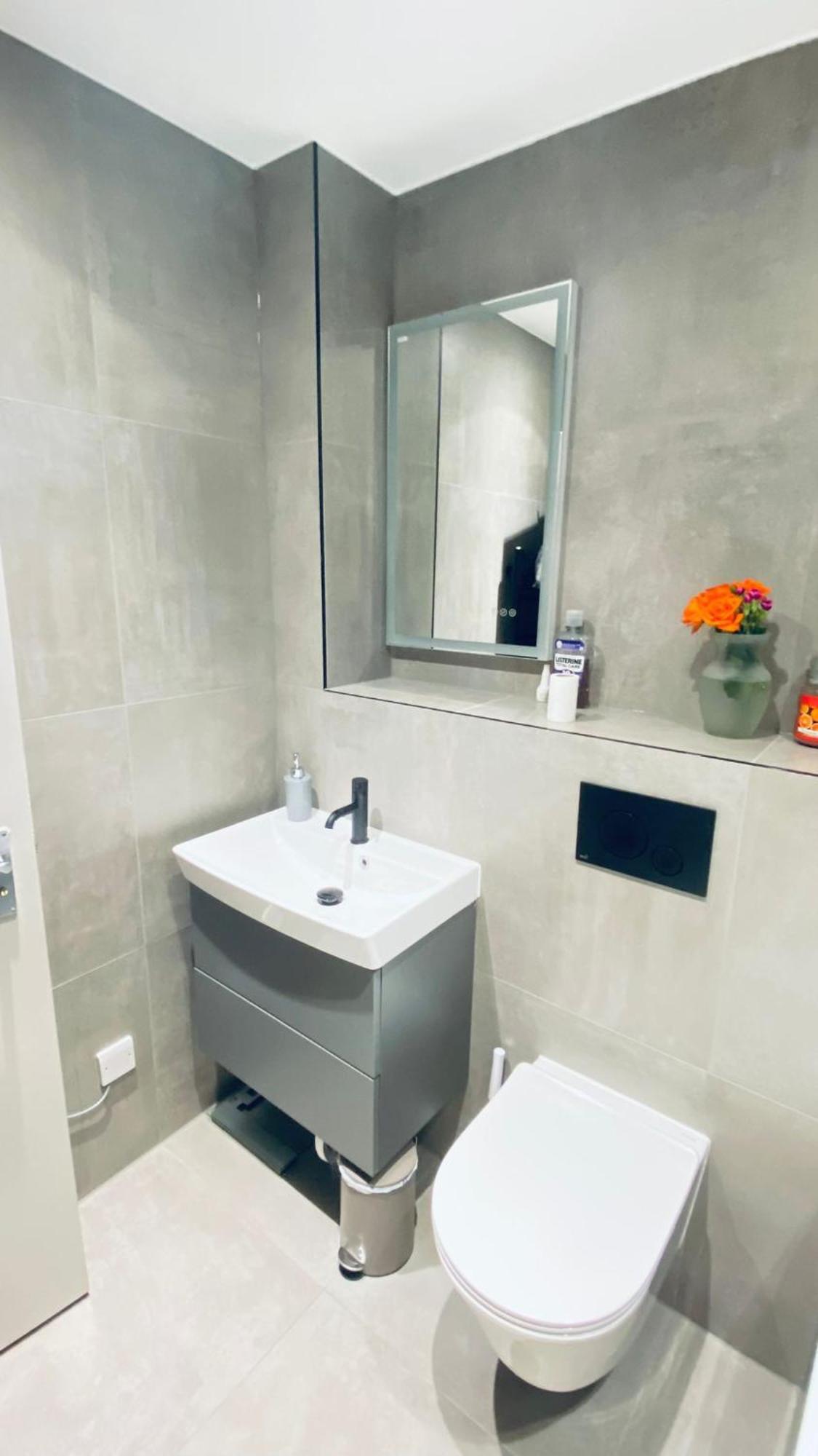 Shadwell - Walking Distance To Tower Bridge, Two Stations In Close Proximity Homestay London