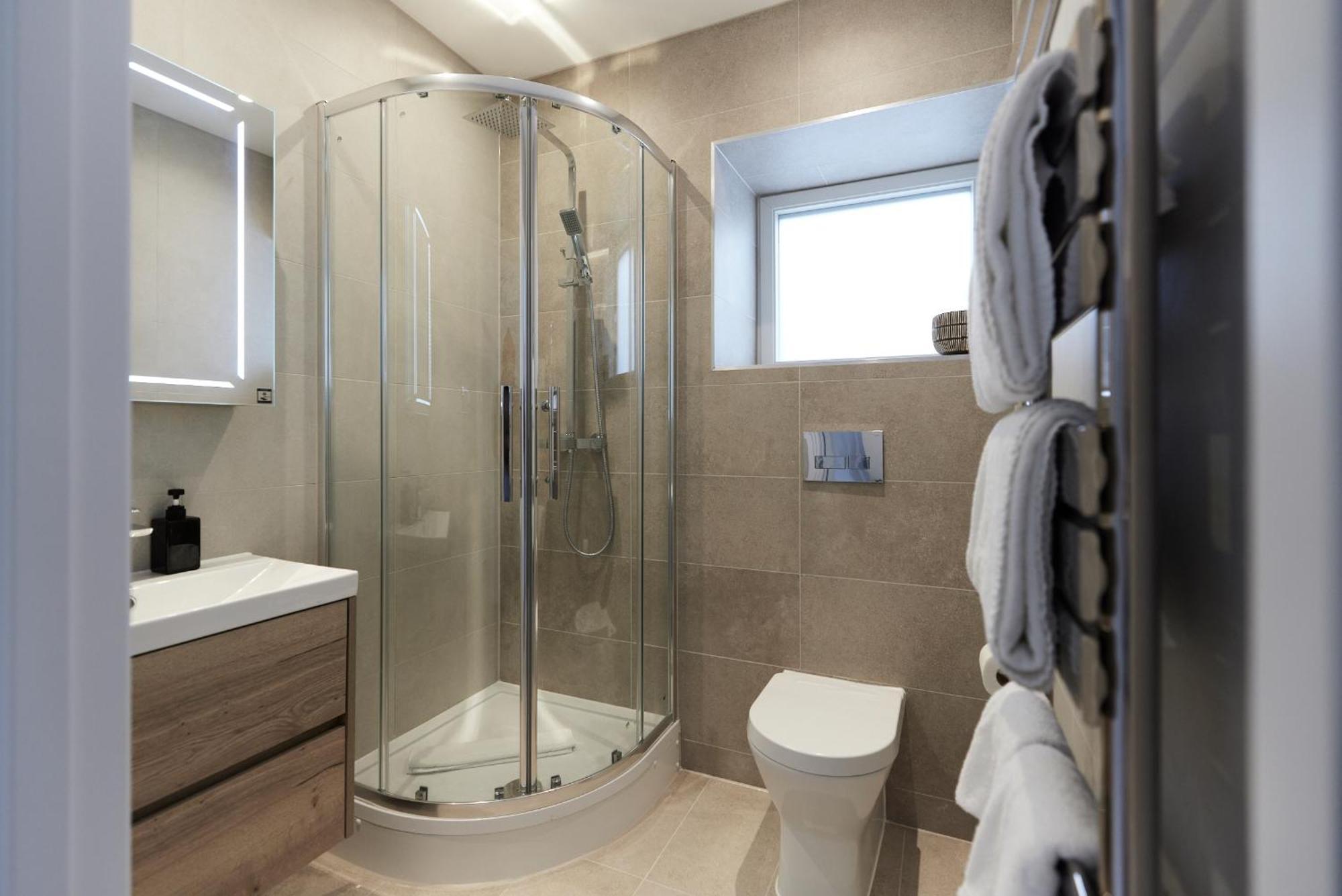 The Wembley Park Gem - Lovely 2bdr Flat With Balcony Apartment