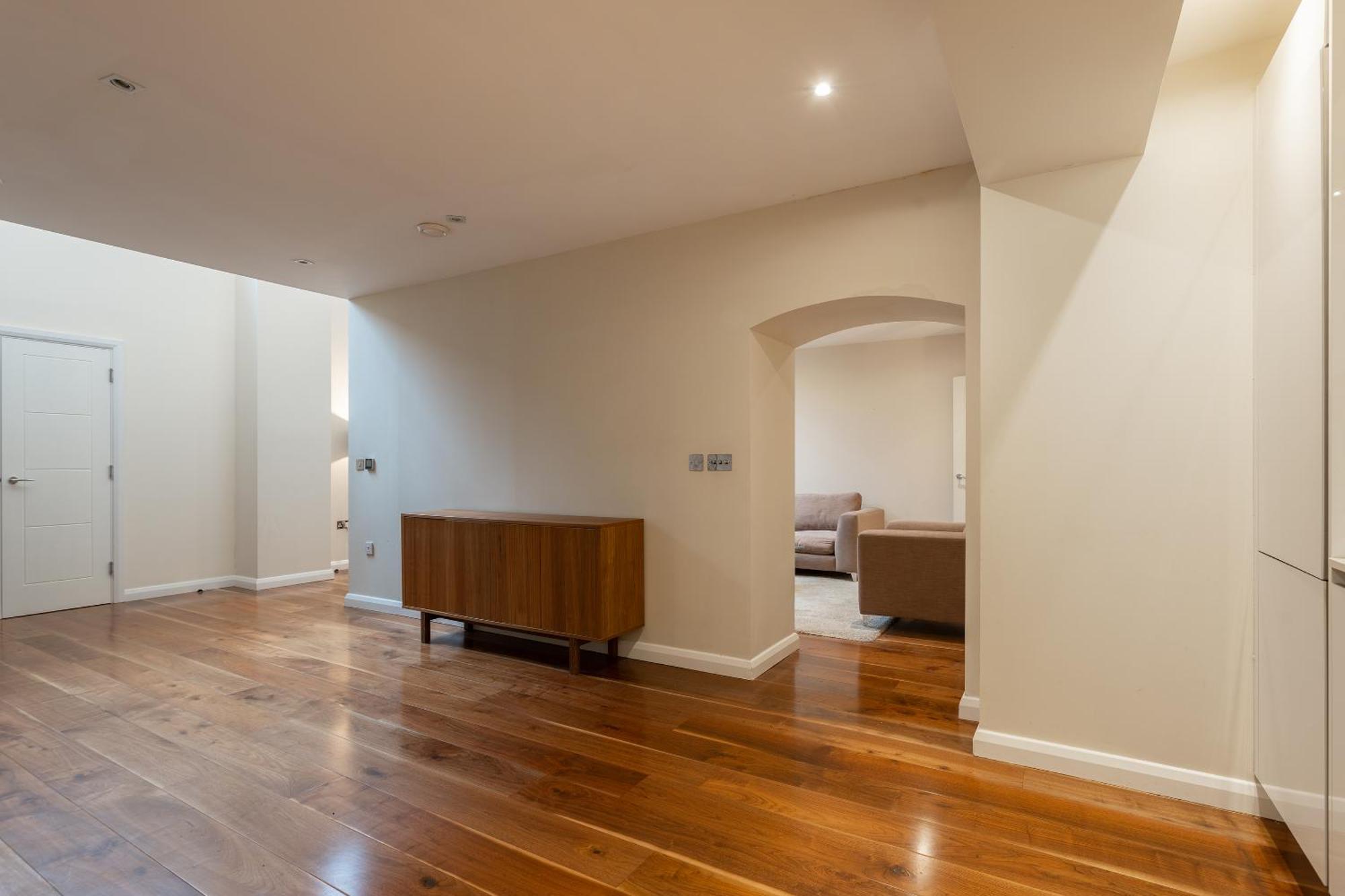 Beautiful 2-bed In Londres