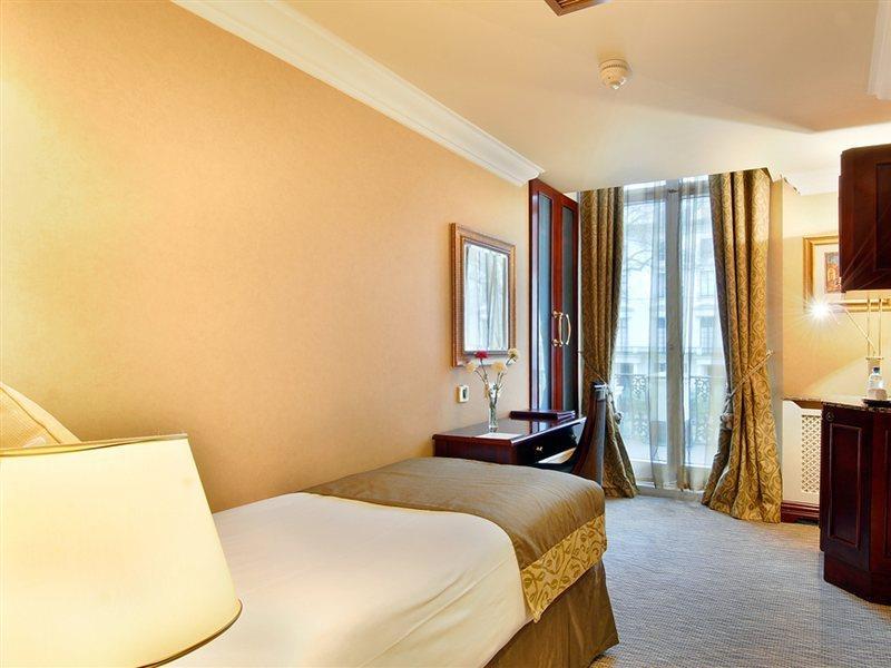 Park Grand Hyde Park 4* London