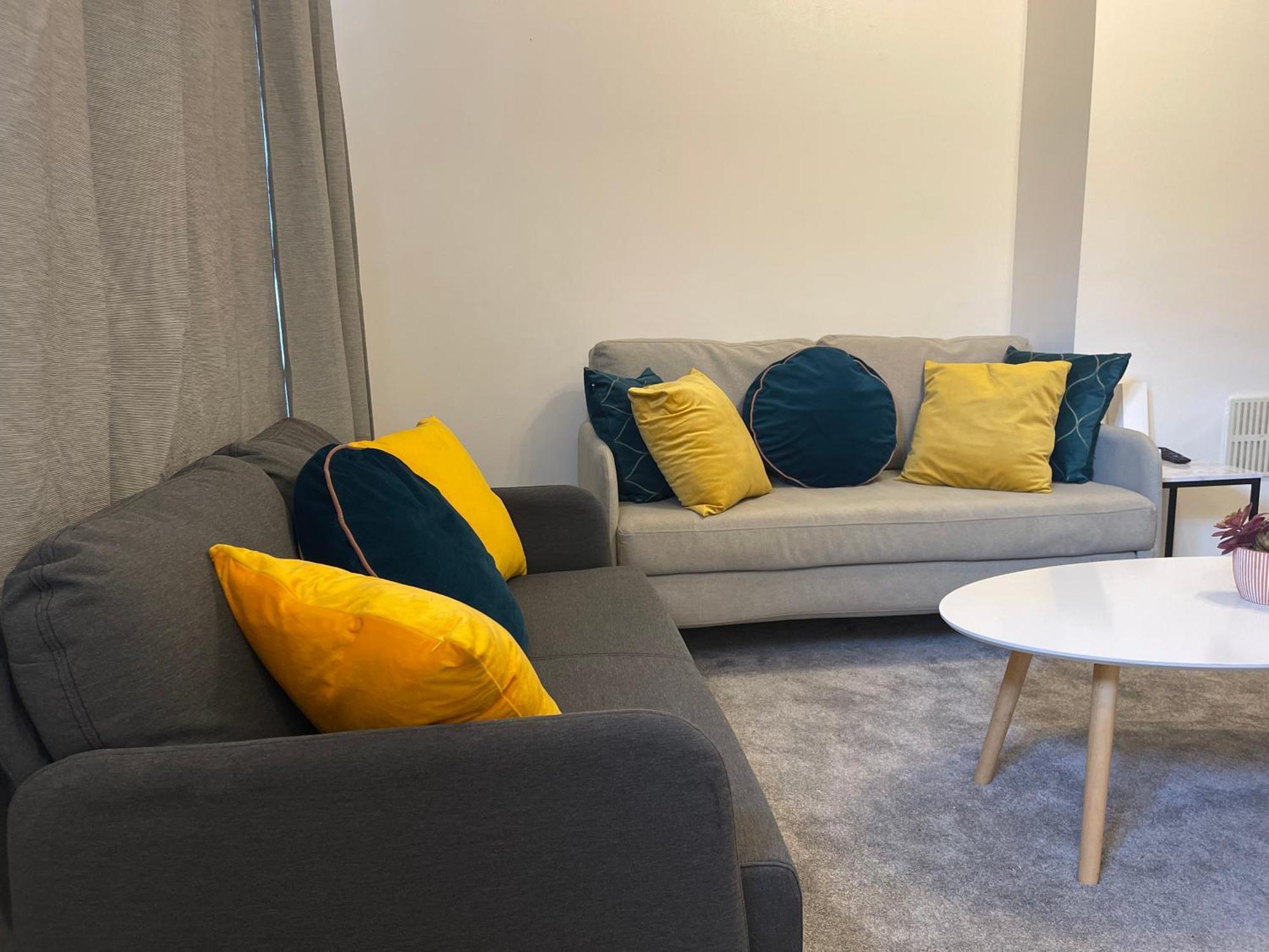 Tooting - Cosy 2 Bedroom House With Garden, 5 Mins Walk To Tube Station Ferienhaus *