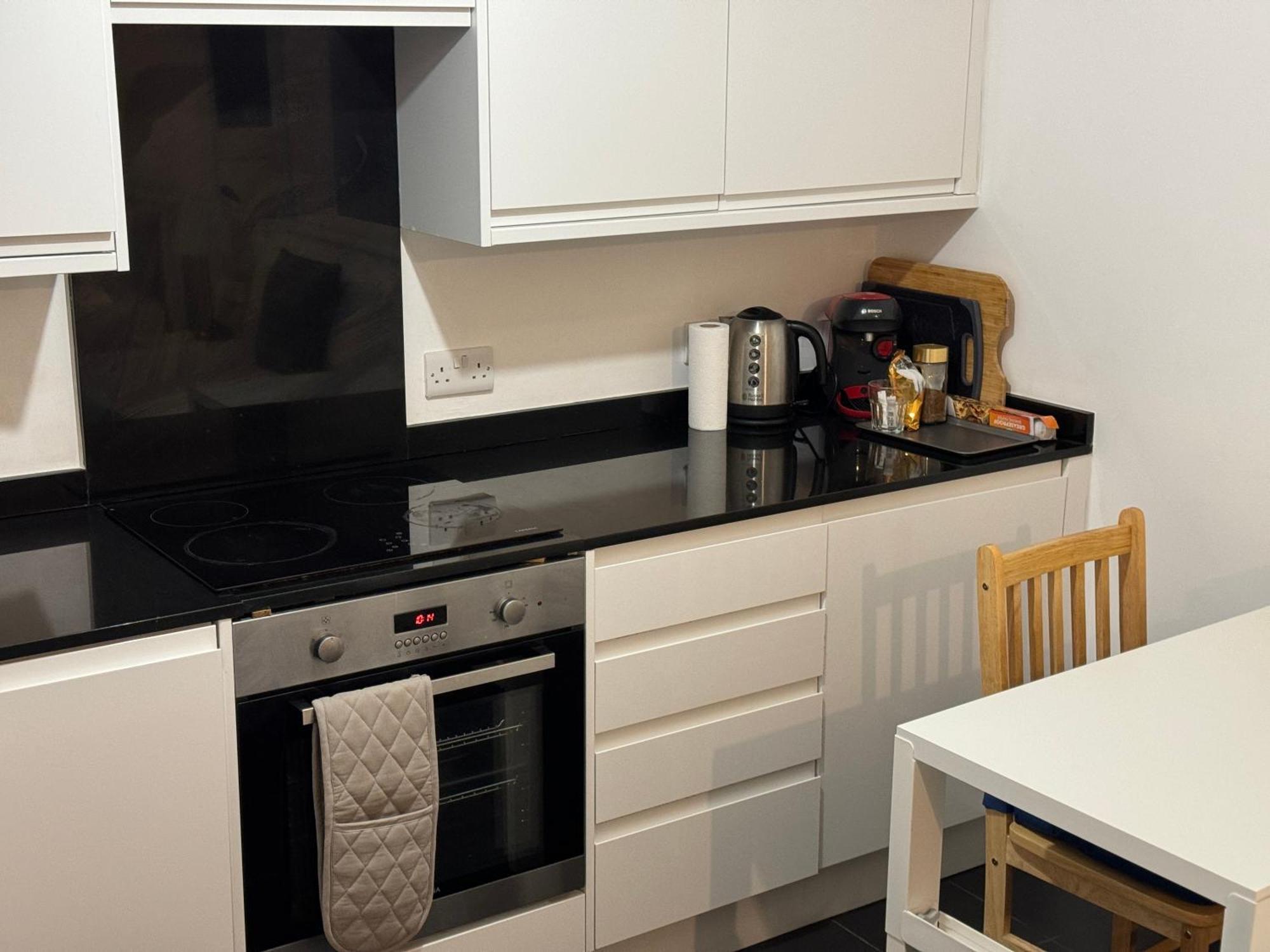 Cosmopolitan Comfort Private Bedrooms In Euston 106 Hospedagem domiciliar Londres
