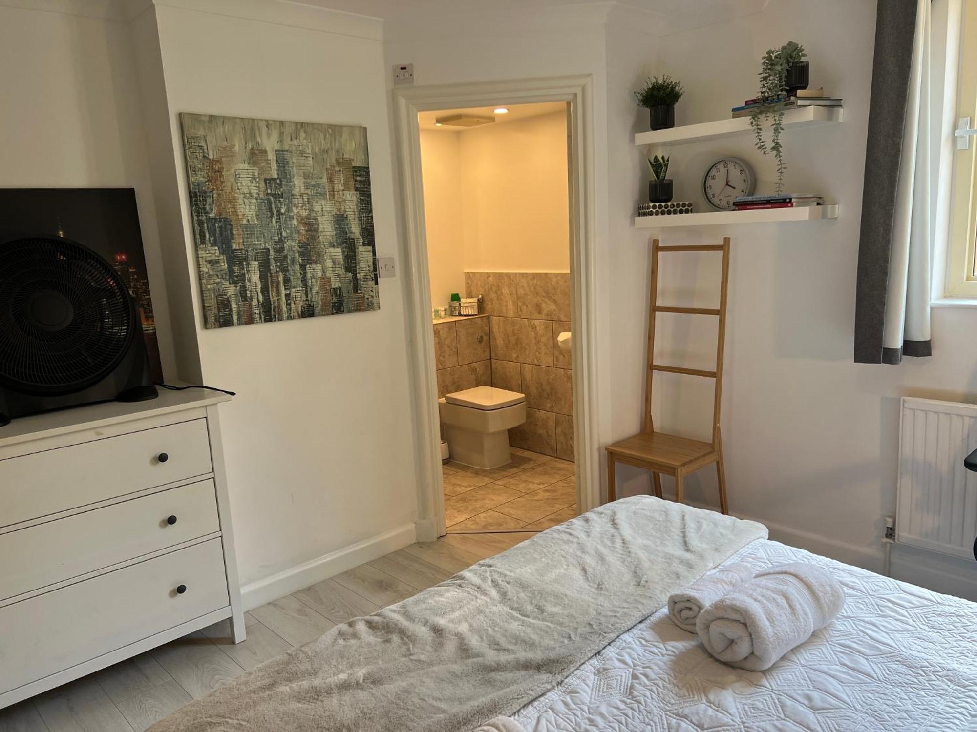 Apartamento Tower Bridge King Bed En-suite With Parking & Balcony *