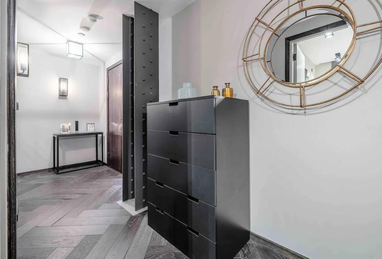 Newly Redecorated Soho Flat * London
