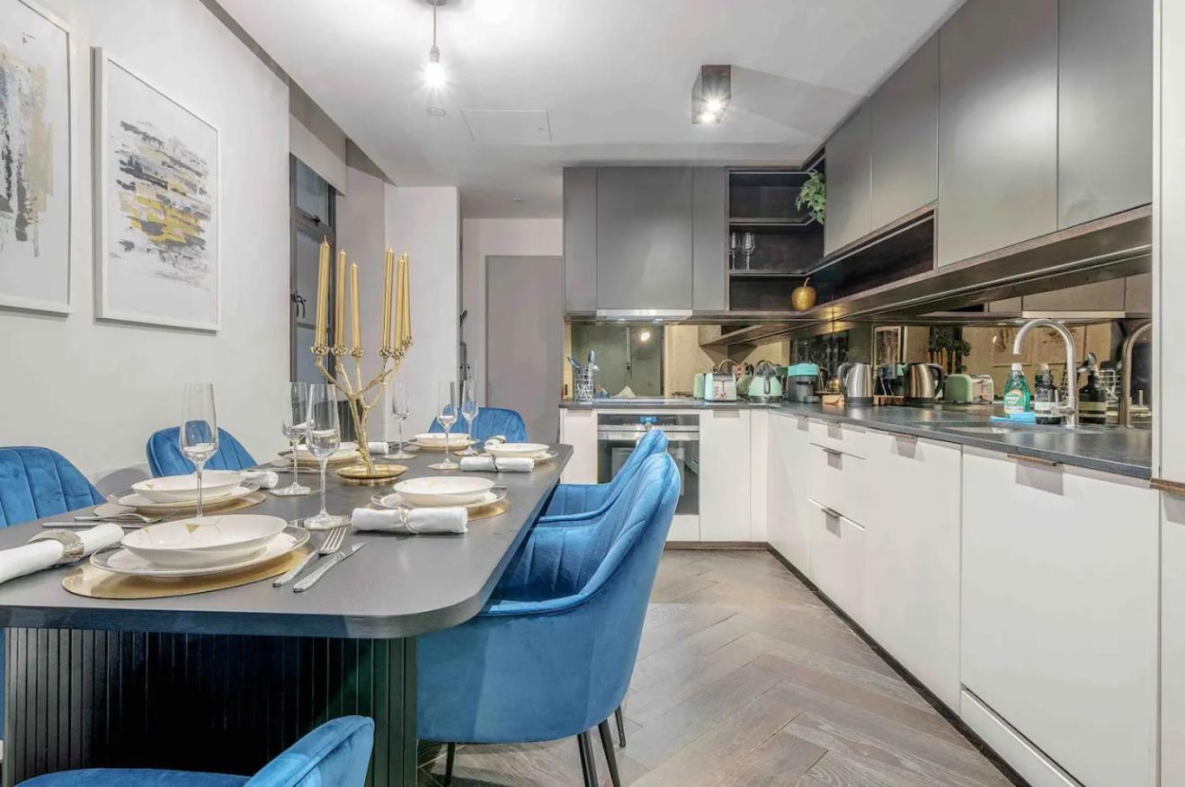 Newly Redecorated Soho Flat Apartment London