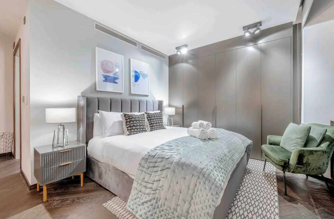 Newly Redecorated Soho Flat Apartment London