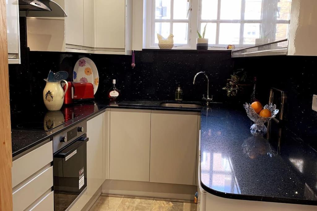 Stylish And Cosy 3 Bedroom Apartment