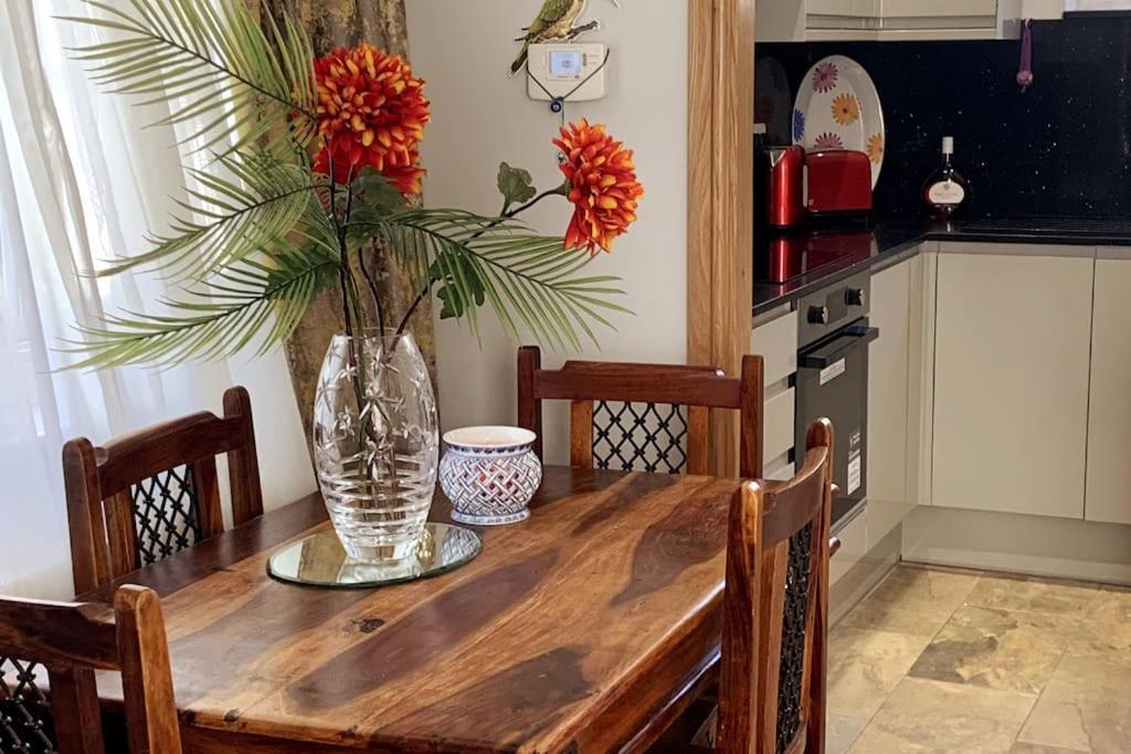 Stylish And Cosy 3 Bedroom * London